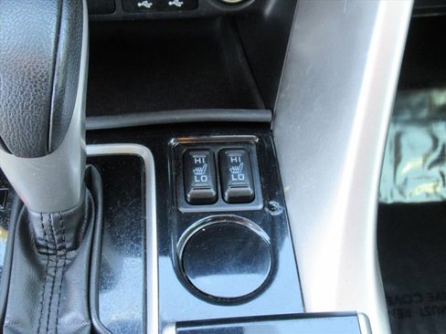 Used 2020 Mitsubishi Eclipse Cross SE image 24