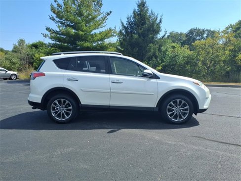 Used 2018 Toyota RAV4 Platinum image 29
