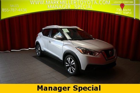 Used 2019 Nissan Kicks SV image 1