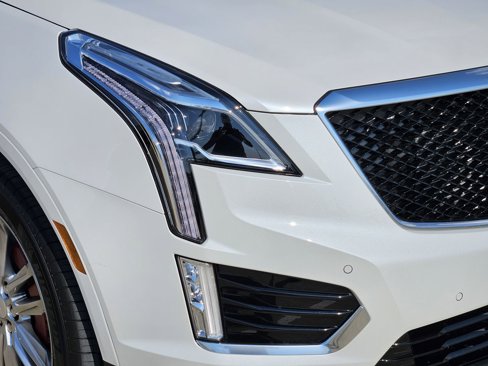 New 2025 Cadillac XT5 Sportv image 7