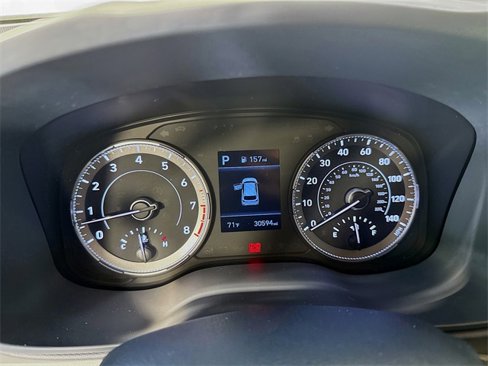Used 2022 Hyundai Venue Limited image 10