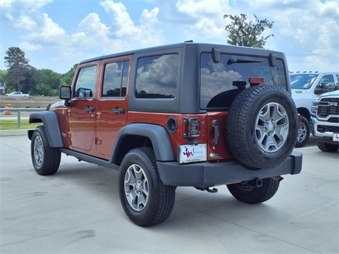 Used 2014 Jeep Wrangler Unlimited Rubicon w/ Connectivity Group image 2