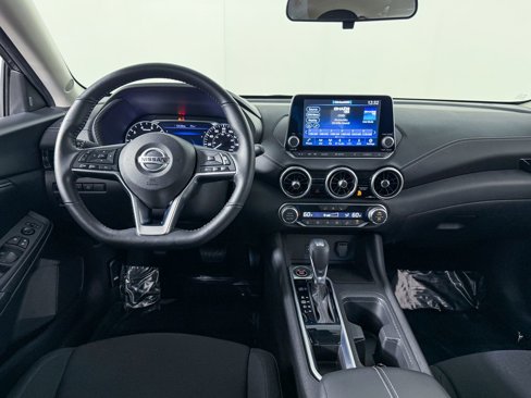 Certified 2023 Nissan Sentra SV image 30