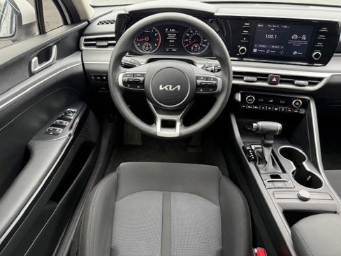 Used 2023 Kia K5 LXS image 24