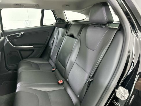 Used 2015 Volvo V60 T5 Premier image 23