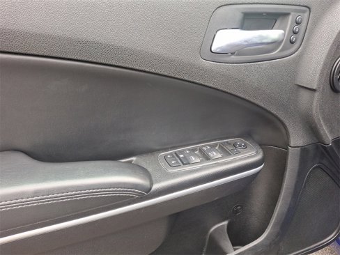 Used 2022 Dodge Charger SXT w/ Leather Interior Group image 12