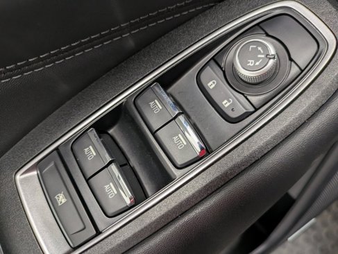 Used 2021 Subaru Outback Limited XT image 9