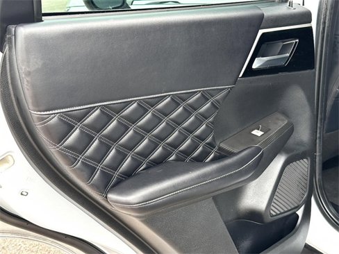 Used 2022 Mitsubishi Outlander SEL image 31