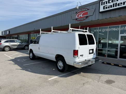 Used 2011 Ford E-350 and Econoline 350 Super Duty image 4