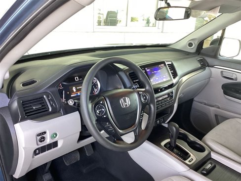 Used 2017 Honda Pilot EX image 10