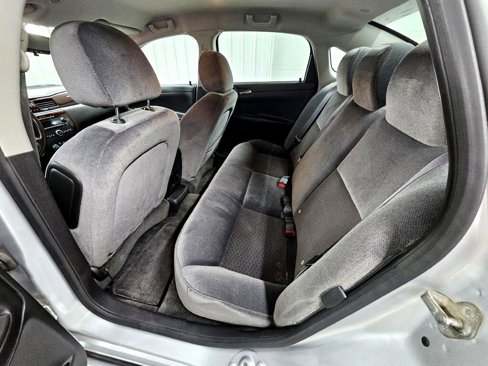 Used 2011 Chevrolet Impala LT image 11