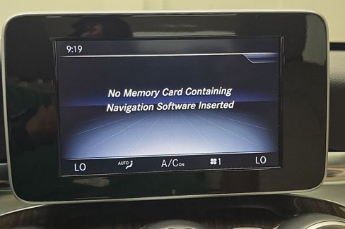 Used 2015 Mercedes-Benz C 300 4MATIC Sedan image 19