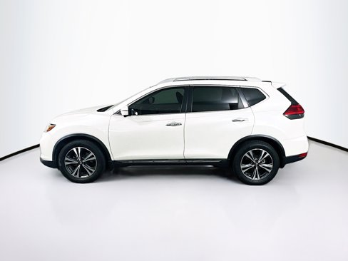 Used 2017 Nissan Rogue SL image 4