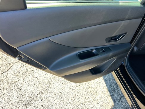 New 2025 Hyundai Elantra Sport w/ Cargo Package image 12