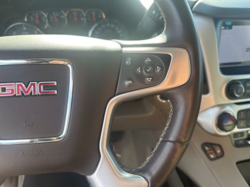 Used 2018 GMC Yukon SLT w/ Premium Edition image 35