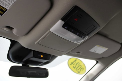 Used 2024 Nissan Rogue SV image 22
