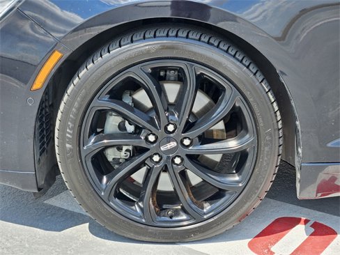 Used 2020 Lincoln MKZ Reserve w/ Luxury Package image 10