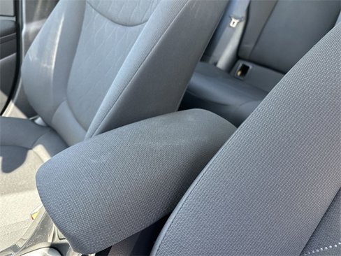 Used 2022 Toyota Corolla LE image 21