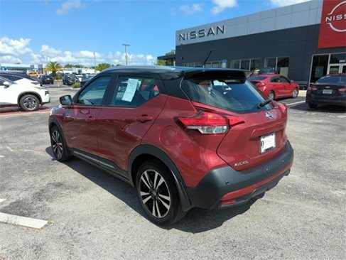 Certified 2020 Nissan Kicks SR image 7