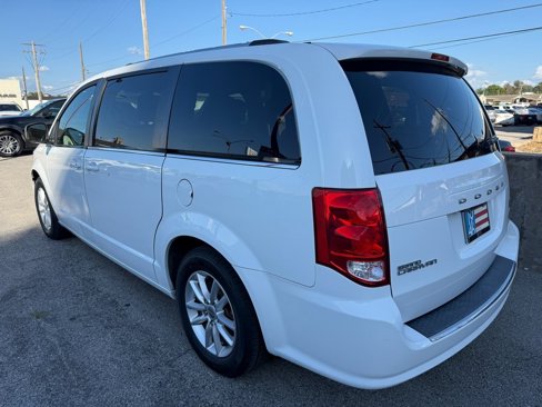Used 2019 Dodge Grand Caravan SXT image 10