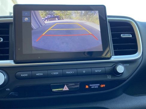 New 2025 Hyundai Venue SE image 15