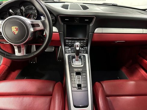 Used 2015 Porsche 911 Turbo image 14