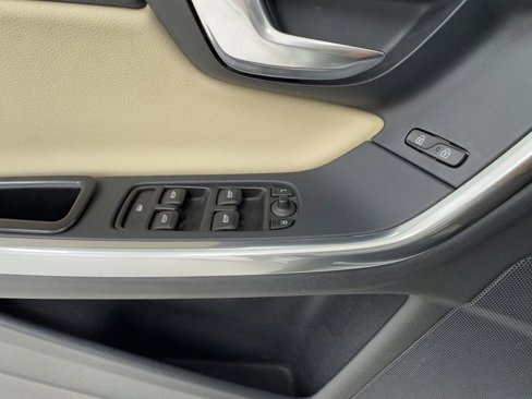 Used 2016 Volvo S60 T5 Premier image 21