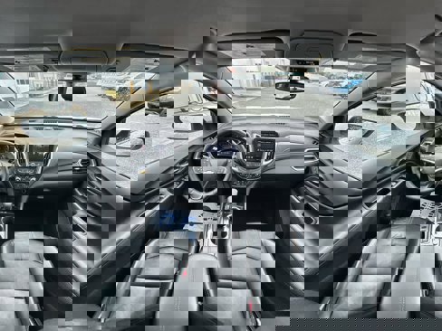 Used 2024 Chevrolet Equinox Premier image 20