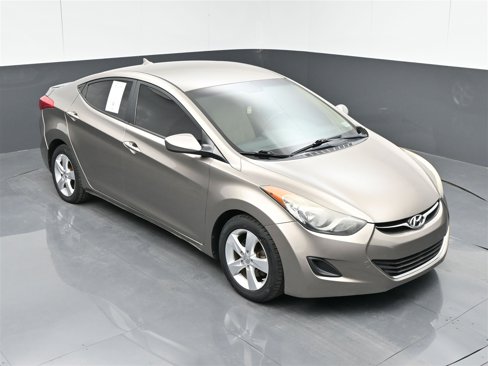 Used 2013 Hyundai Elantra GLS image 11