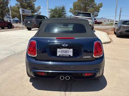 Used 2017 MINI Cooper S image 6