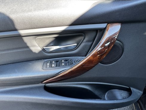 Used 2013 BMW 328i xDrive Sedan image 13