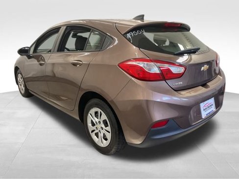 Used 2019 Chevrolet Cruze LS image 4