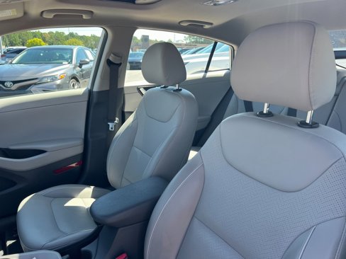 Used 2019 Hyundai Ioniq Limited image 29