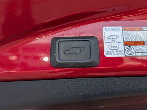 Used 2016 Toyota RAV4 Limited image 12