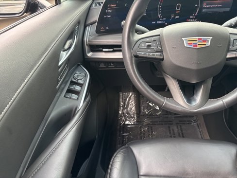 Used 2024 Cadillac XT4 Premium Luxury image 20