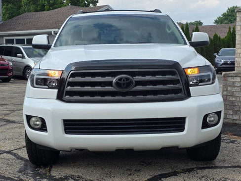 Used 2008 Toyota Sequoia SR5 image 2