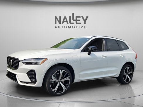 Used 2022 Volvo XC60 T8 R-Design w/ Advanced Package image 1