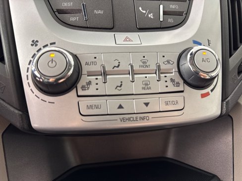 Used 2017 Chevrolet Equinox Premier w/ Enhanced Convenience Package image 20