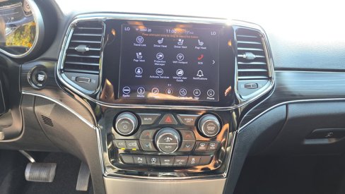 Used 2019 Jeep Grand Cherokee Limited w/ Luxury Group II image 21