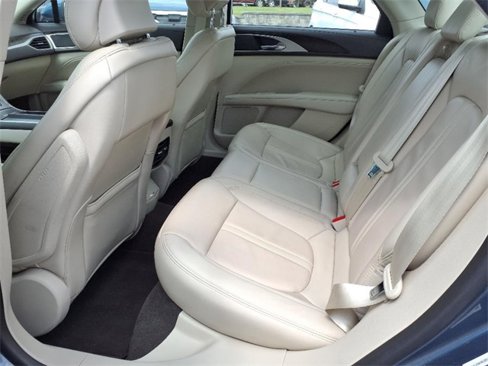 Used 2019 Lincoln MKZ Reserve image 9