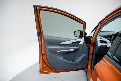 Used 2017 Chevrolet Bolt LT image 22