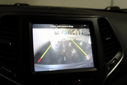Used 2021 Jeep Cherokee Latitude Lux w/ Comfort/Convenience Group image 19