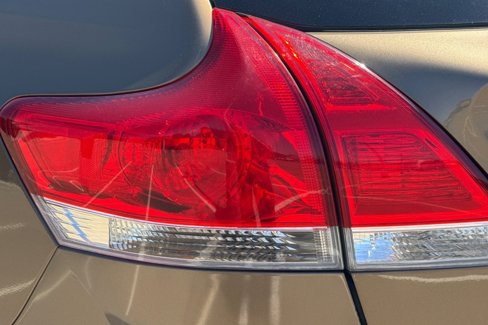 Used 2011 Toyota Venza AWD image 48
