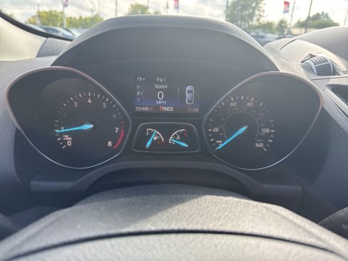 Used 2017 Ford Escape SE w/ Equipment Group 201A image 12