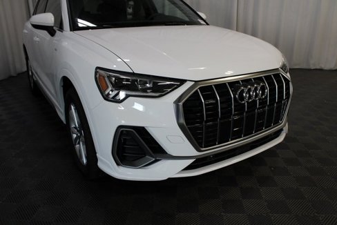 New 2025 Audi Q3 2.0T Premium image 32