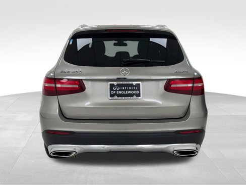 Used 2019 Mercedes-Benz GLC 300 4MATIC image 6