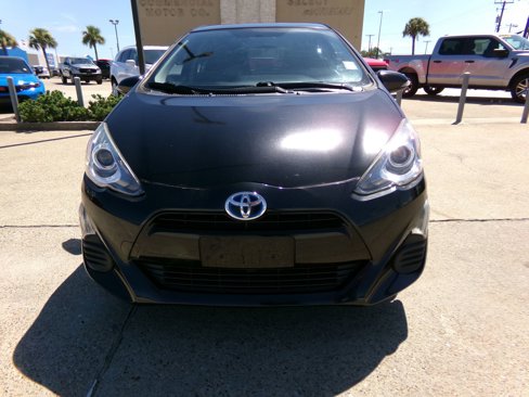 Used 2016 Toyota Prius C Two image 2