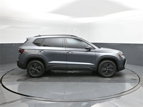 New 2025 Volkswagen Taos S image 26