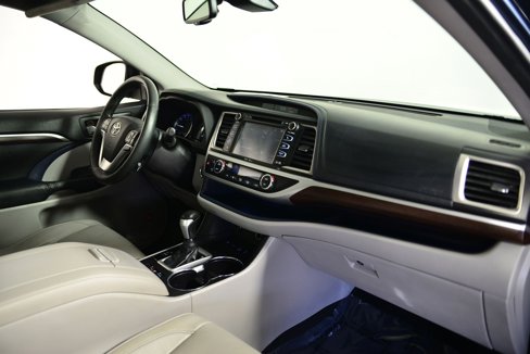 Used 2015 Toyota Highlander Limited image 21