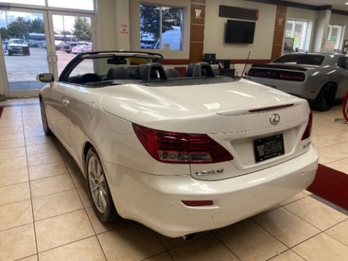 Used 2010 Lexus IS 250C w/ Luxury Pkg image 14